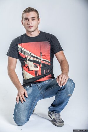 Alexander Greene and Brent Corrigan suck and fuck each other