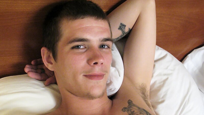 Riley Wiggins and Cain worshiping their naked feet and jerking each other
