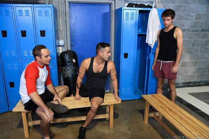 Maxx Monroe fucks Devin Adams and Cesar Rossi