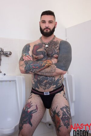 Nick Maduro fucks Teddy Bryce