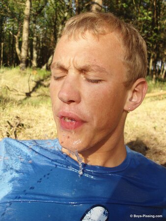 Sexy young Roma Jerks Off and Drinks His Piss In The Woods