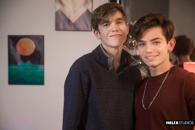 Levi Rhodes and Eli Bennet suck and fuck