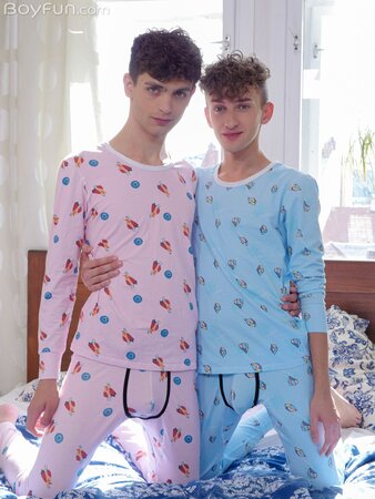 John Crawford and Zayne Bright suck and fuck