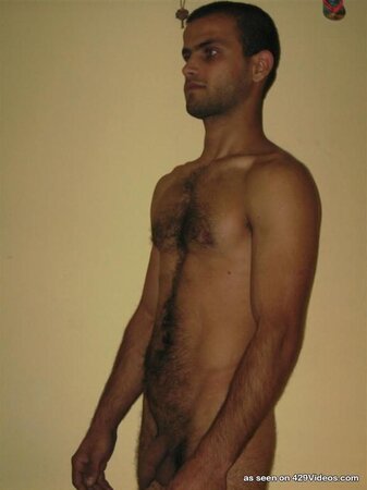 Hard hat gay hunk show off his fleshy backside