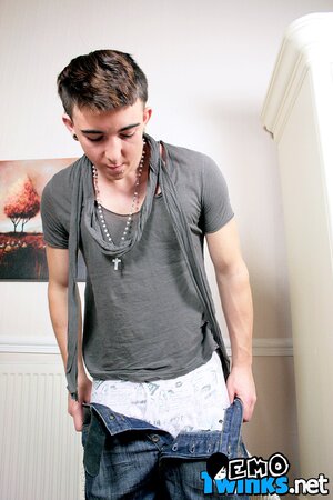 Uncut emo twink Joe Boyd shows off his tight abs and sexy low-hanging balls