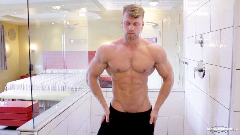 Muscle man Brad gets off in the shower