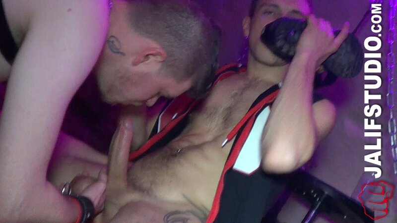 Roman Tik impressive dick gets deep-throated by Leo Senthy