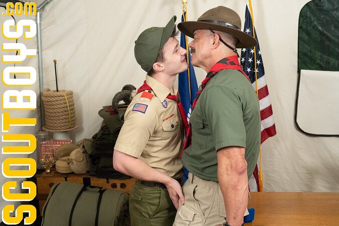 Grant Ducati gets fucked bareback by scoutmaster Reece Scott
