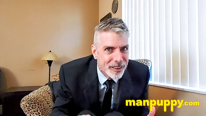 Richard Lennox is extremely ticklish and loves foot play