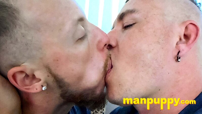 Leo Blue invades JC Dickerson's mouth with his tongue