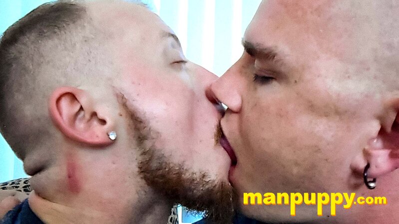 Leo Blue invades JC Dickerson's mouth with his tongue