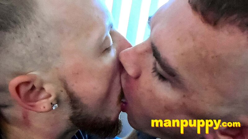 Leo Blue invades JC Dickerson's mouth with his tongue