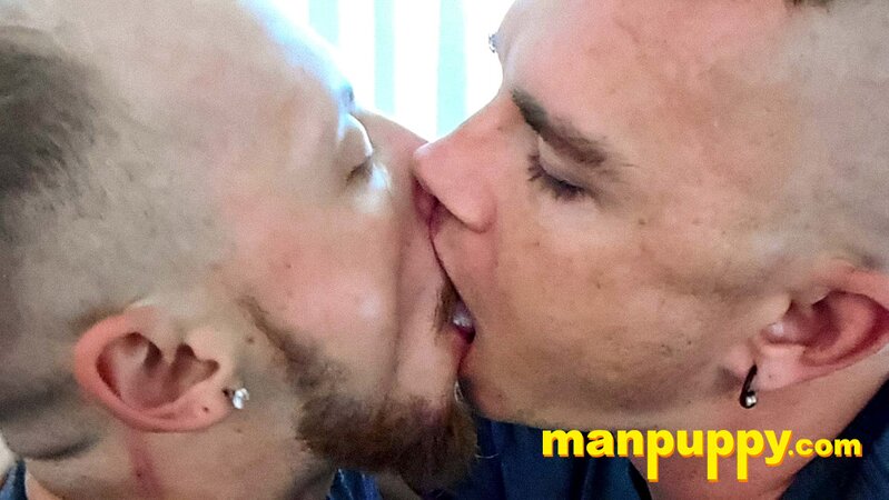 Leo Blue invades JC Dickerson's mouth with his tongue