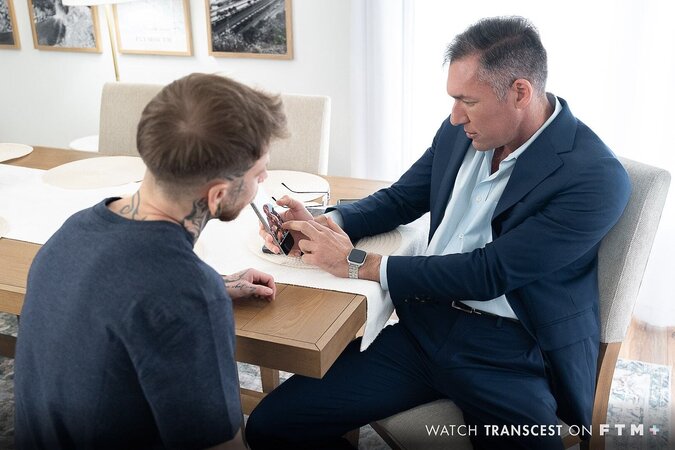Atlas Alexander seduces his father Silver Steele in the office