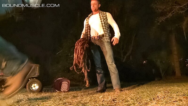 Tober Brandt is tied up and whipped by Nick Moretti's bullwhip