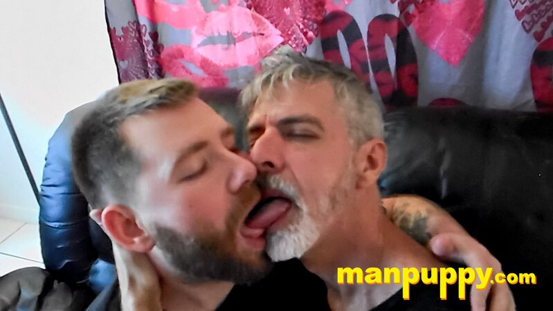 Kaleb DeWulf shudders with pleasure from Richard Lennox affection