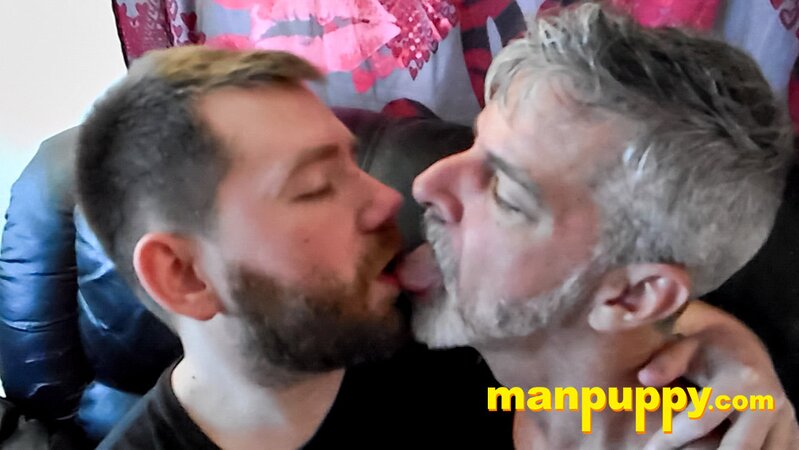 Kaleb DeWulf shudders with pleasure from Richard Lennox affection