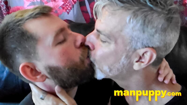 Kaleb DeWulf shudders with pleasure from Richard Lennox affection