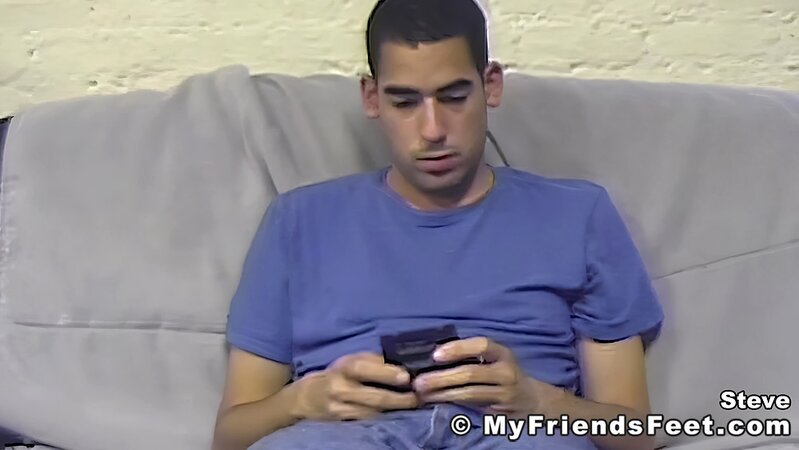 Steve teases with his soles in remastered lost footage