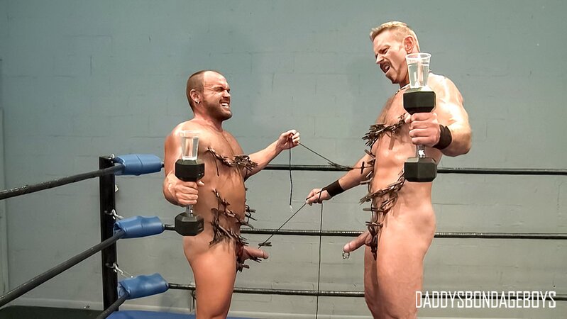 Colin Steele and Jessie Balboa pull pegs in competition