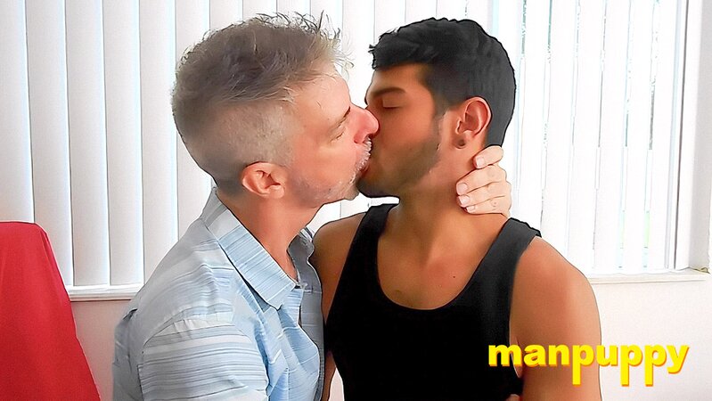 Richard Lennox and Sebastian Cums kiss deep and hard