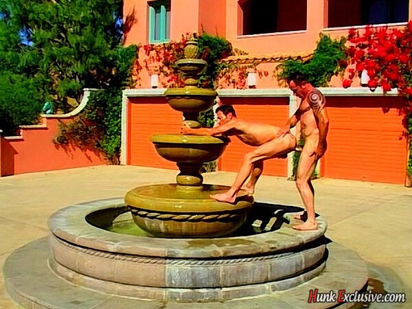 Michael Vista and Sergio kiss and fuck by the fountain
