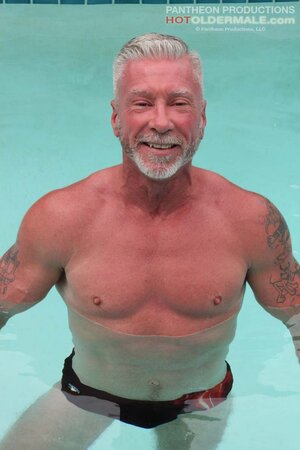 Dean Burke, mature, Daddy, solo